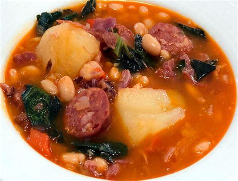  Caldo Gallego – Eine herzhafte, wärmenden Suppe für kalte Tage!